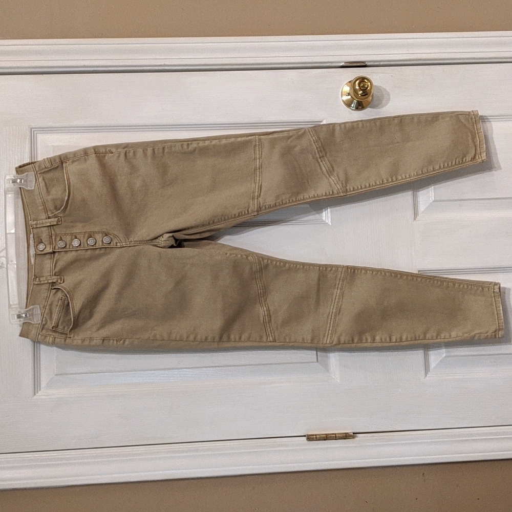 Mudd High Rise Junior Size 7 Button Front Khaki Jegging